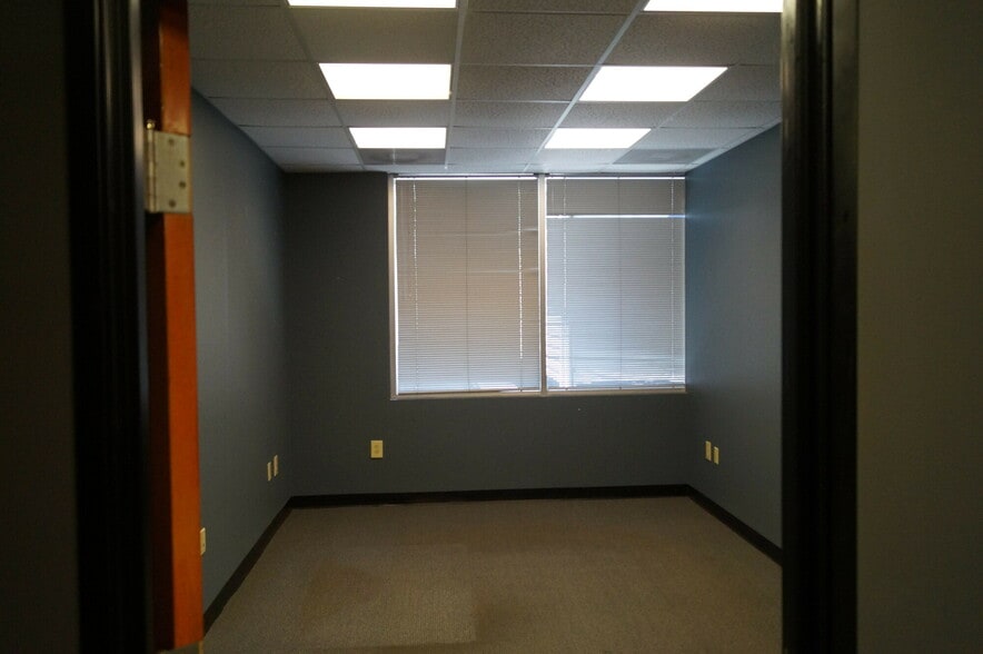 More Photos Of 1886 Gordon Hwy, Augusta Auto Dealership For Lease