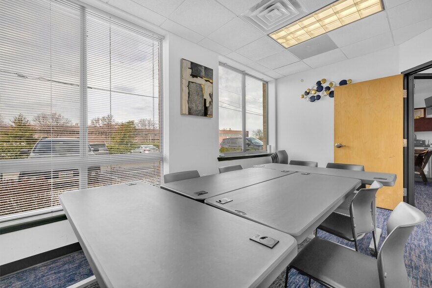 More Photos Of 459 Herndon Pky, Herndon Medical For Sale