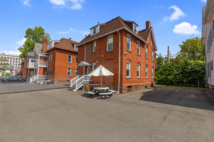 More Photos Of , Hartford Office For Sale