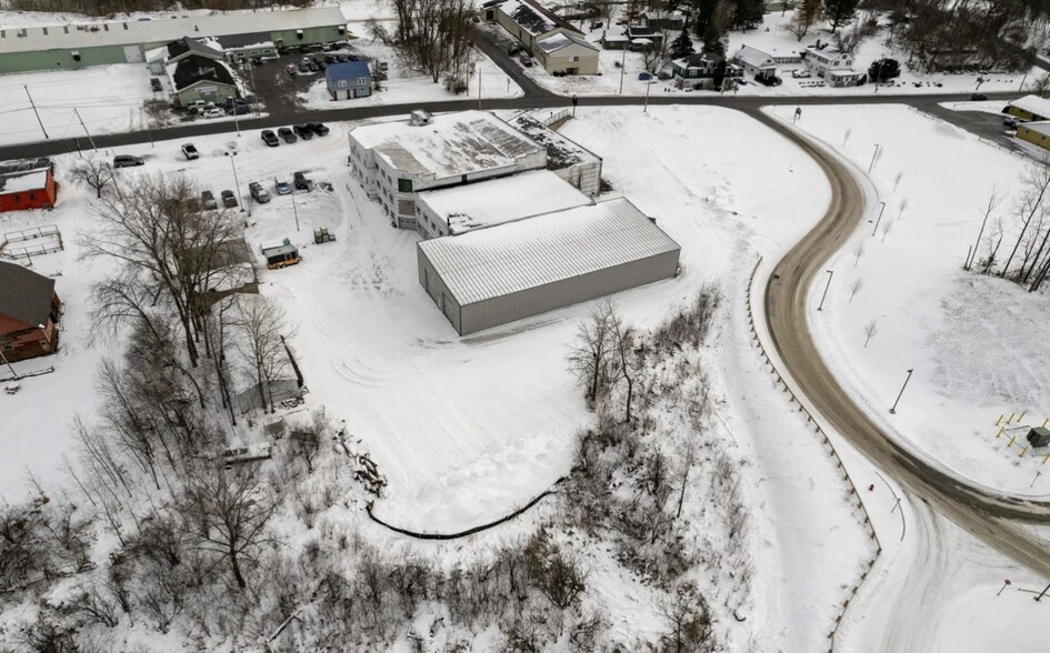 More Photos Of 511 N Perry St, Johnstown General Retail For Sale