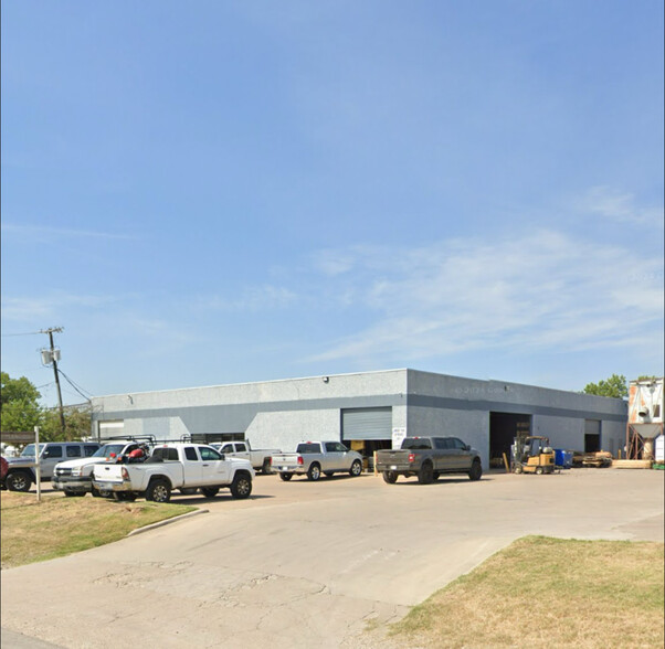 Primary Photo Of 10551 Goodnight Ln, Dallas Manufacturing For Lease