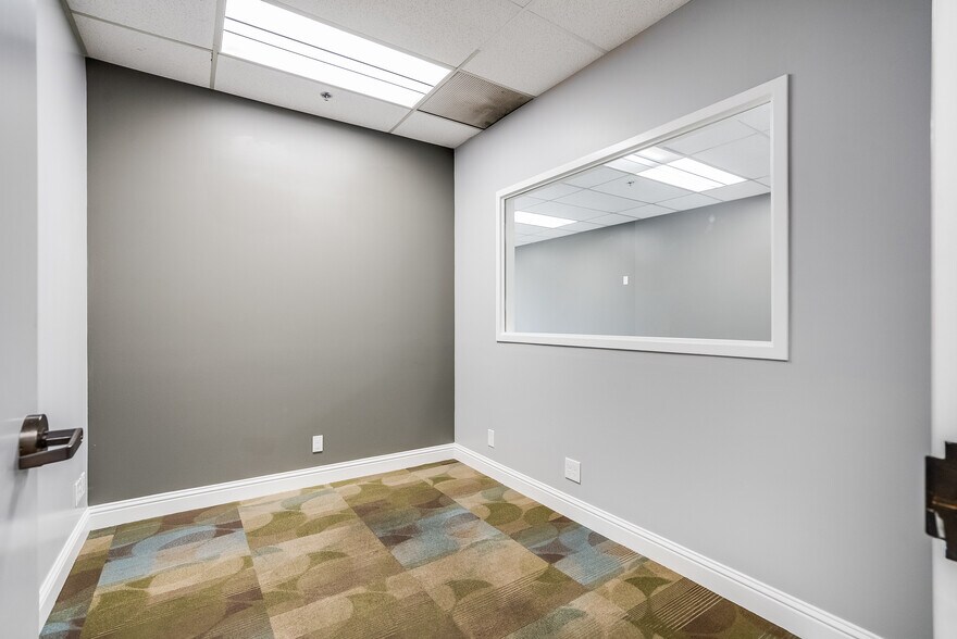 More Photos Of 1300 Industrial Rd, San Carlos Research And Development For Lease