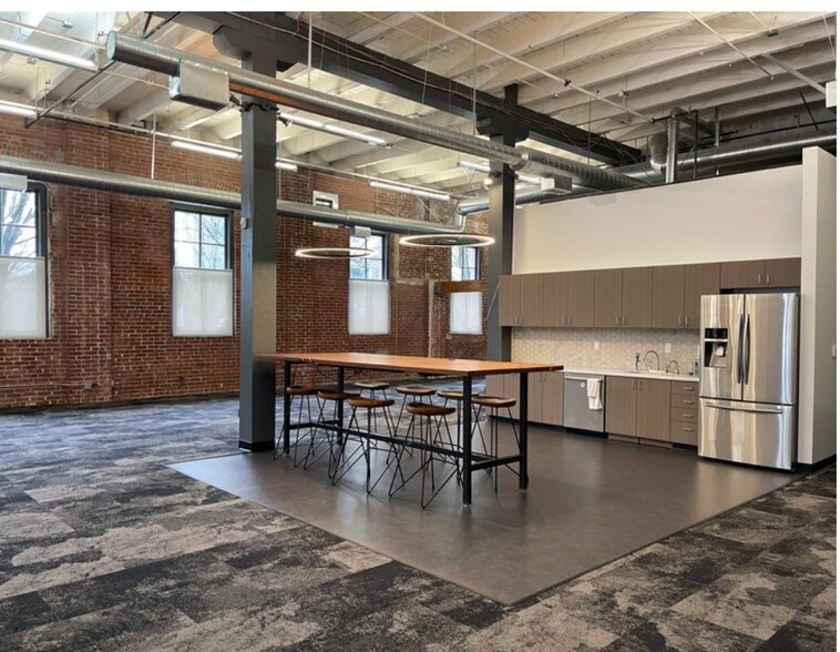 More Photos Of 734 NW 14th Ave, Portland Office Residential For Lease