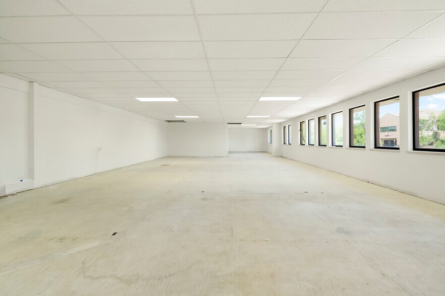 More Photos Of 11031 Sheridan Blvd, Westminster Office For Lease