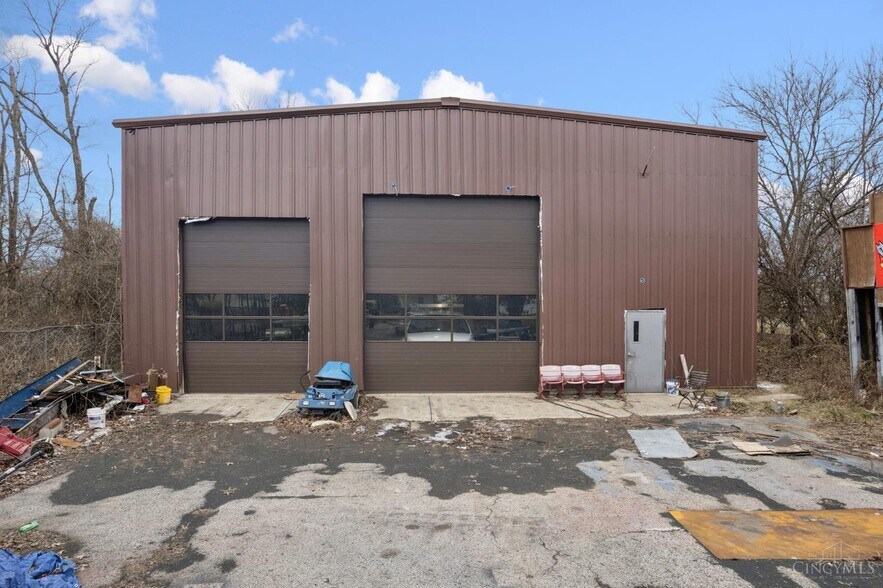 More Photos Of 4047 Mclean Dr, Cincinnati Office For Sale