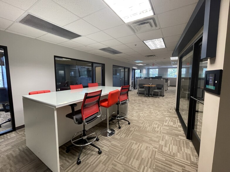 More Photos Of 1749 Mallory Ln, Brentwood Office For Lease