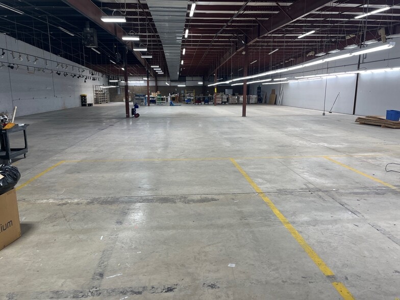 More Photos Of 505 Aztec Dr, High Point Warehouse For Sale