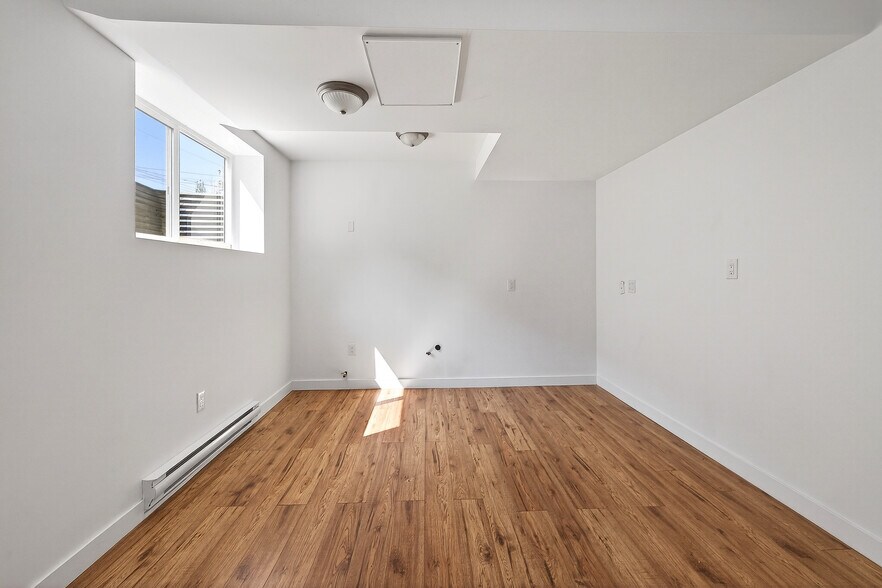 More Photos Of 10204-10210 113 Ave NW, Edmonton Apartments For Sale