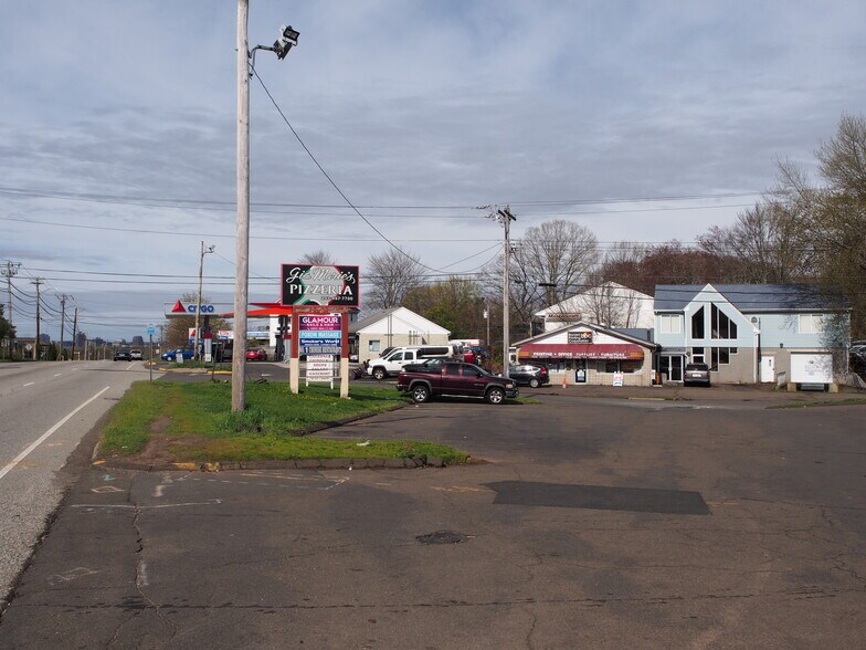 More Photos Of 42 Michael St, East Haven Office For Sale