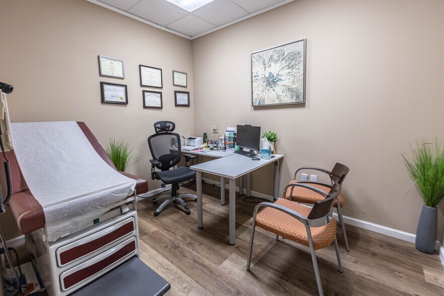 More Photos Of 2806 FM 544 Rd, Wylie Fast Food For Lease