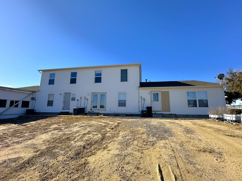 More Photos Of 309 8th St, Hugo Apartments For Sale