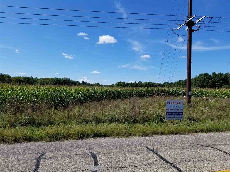 More Photos Of 18.73 Acres River Road, Wisconsin Dells Land For Sale