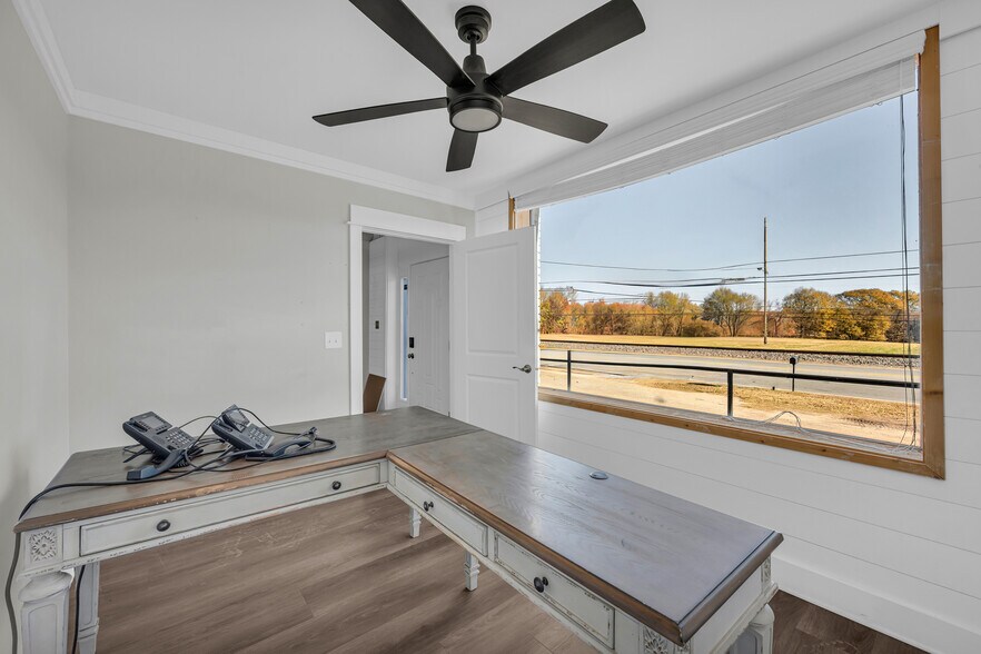 More Photos Of 399 S Elm St, Commerce Storefront For Sale