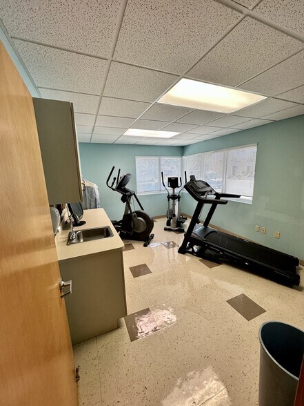 More Photos Of 614 Peninsula Dr, Daytona Beach Medical For Sale