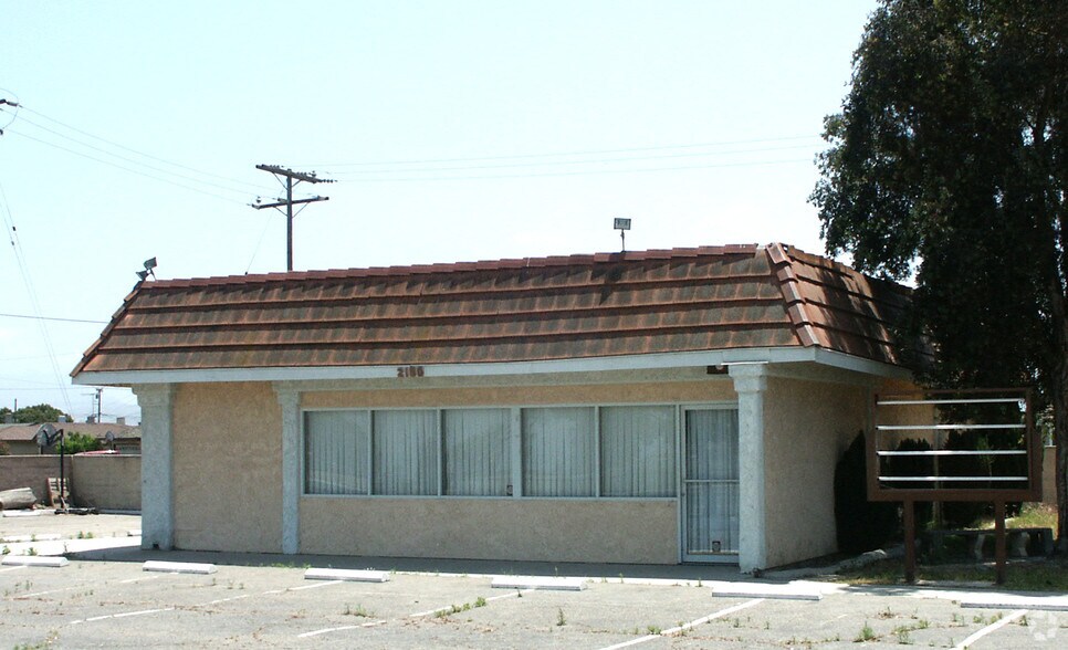 More Photos Of 2100 E Pleasant Valley Rd, Oxnard General Retail For Sale