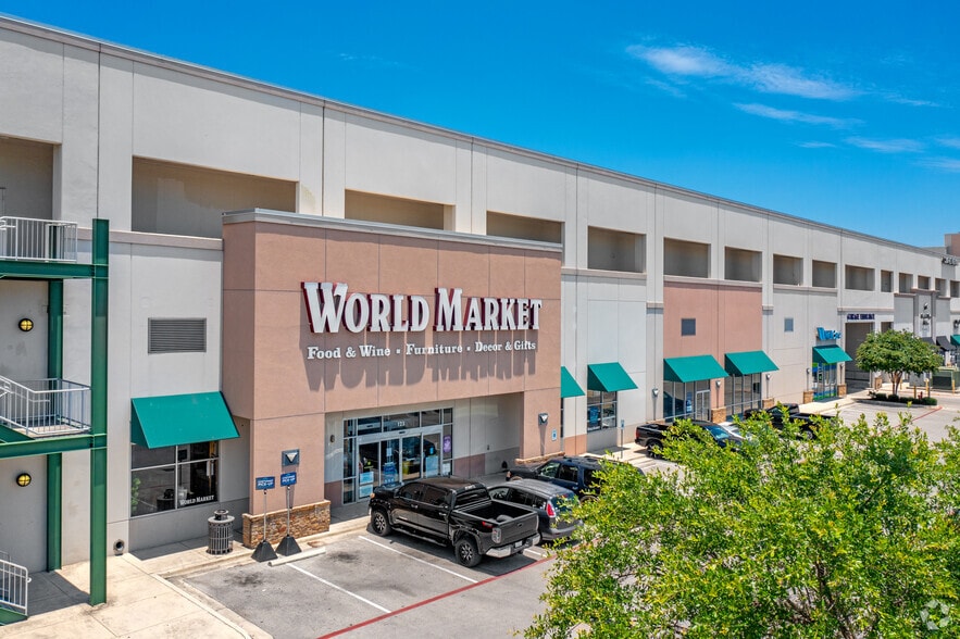 More Photos Of NW Loop 410 @ Blanco Rd, San Antonio Unknown For Lease