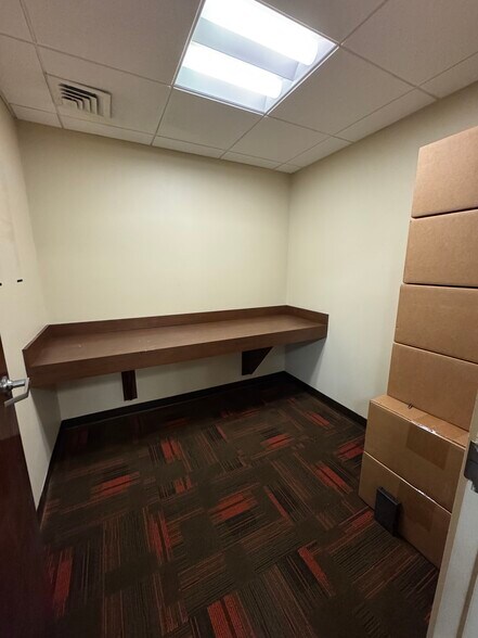 More Photos Of 52530 State 933 hwy, South Bend Office For Lease