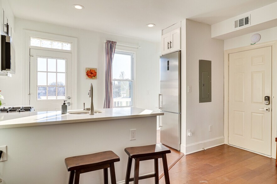 More Photos Of 409 Constitution Ave NE, Washington Multifamily For Sale