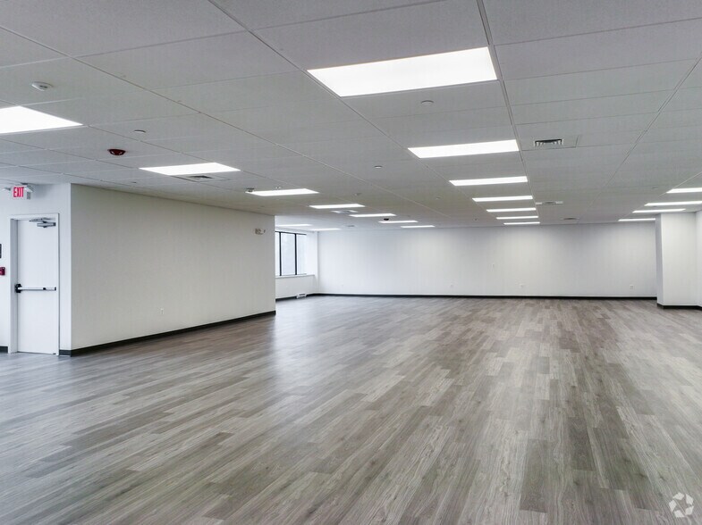 More Photos Of 201 Elizabeth St, Bordentown Warehouse For Lease