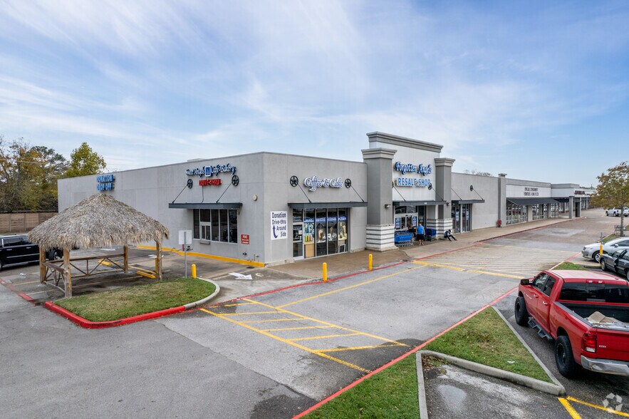 Primary Photo Of 3216-3254 E Broadway St, Pearland Unknown For Lease