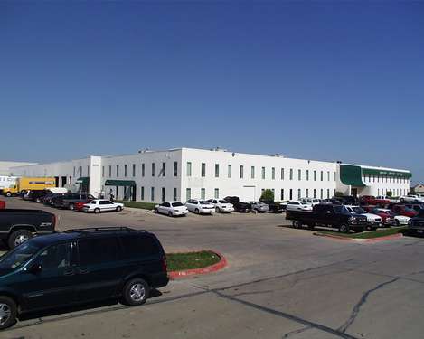 More Photos Of 250 Bank St, Southlake Warehouse For Lease