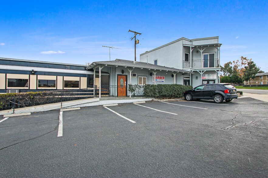 More Photos Of 1492 W 6th St, Corona Office For Sale