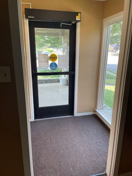 More Photos Of 1327 Old York Rd, Abington Medical For Sale