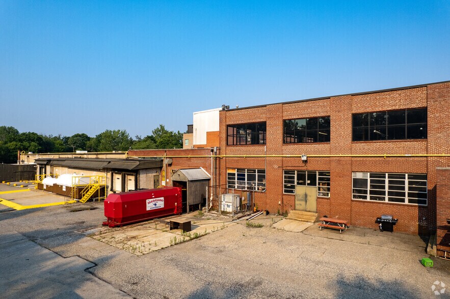 More Photos Of 435 School Ln, Plymouth Meeting Office For Lease