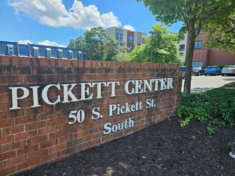 More Photos Of 50 S Pickett St, Alexandria Medical For Sale
