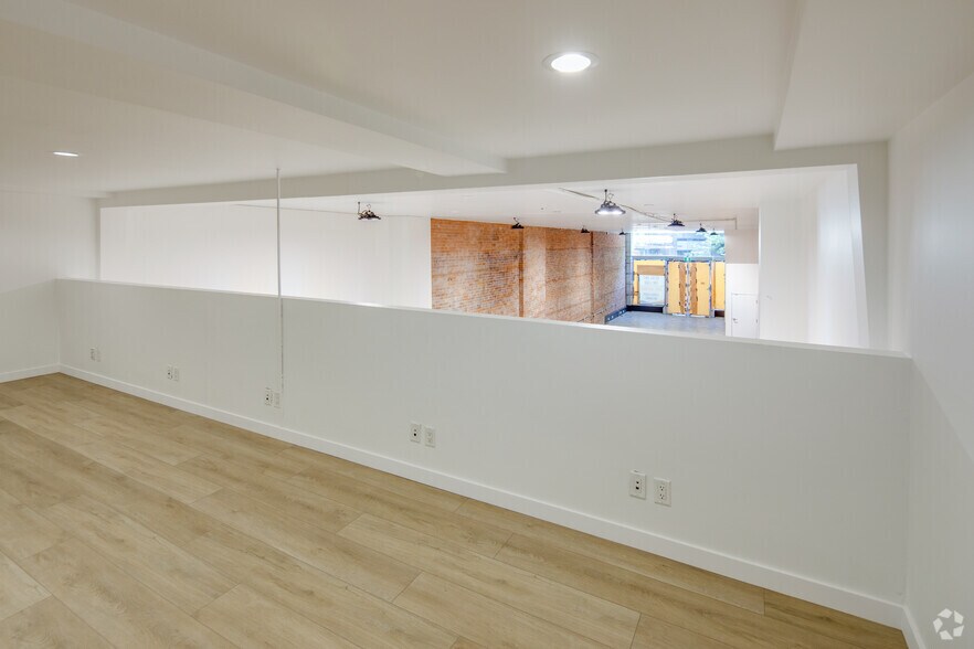 More Photos Of 112 W Hastings St, Vancouver Office For Lease