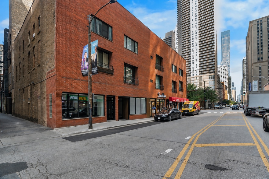 More Photos Of 440 N State St, Chicago Apartments For Lease