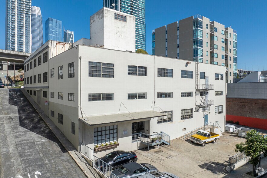 More Photos Of 329 Bryant St, San Francisco Loft Creative Space For Lease