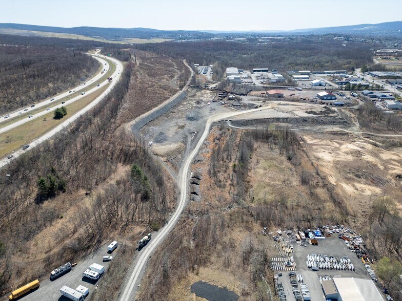 More Photos Of 1047-1099 Underwood Rd, Olyphant Land For Lease