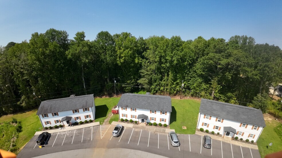 Primary Photo Of 110-118 Greenforest Cir, Liberty Apartments For Sale