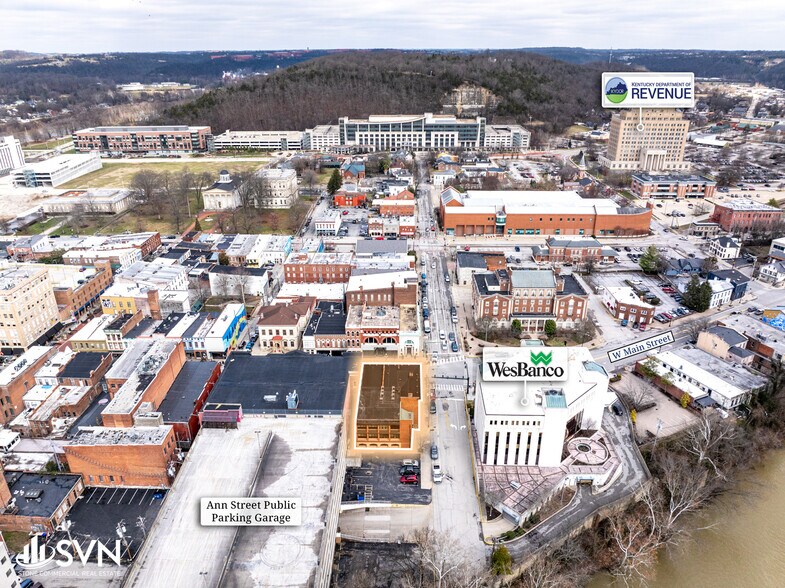 More Photos Of 201 W Main St, Frankfort Office For Lease