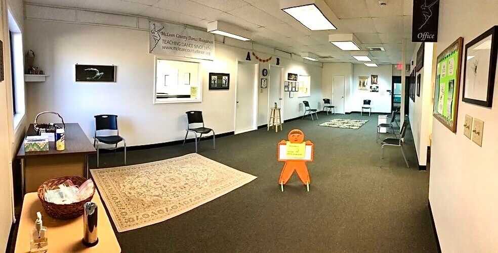 More Photos Of 1316 E Empire St, Bloomington General Retail For Sale