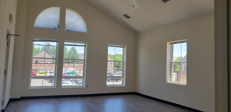 More Photos Of 21155 Whitfield Pl, Sterling Loft Creative Space For Sale