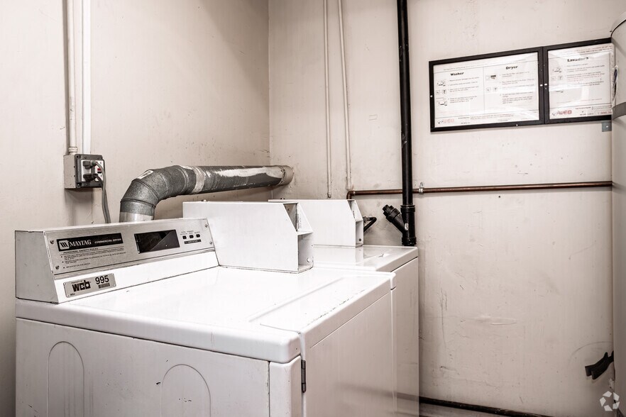 More Photos Of 509 Hyde Park Pl, Inglewood Apartments For Sale