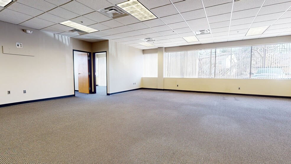 More Photos Of 2805 S Industrial Hwy, Ann Arbor Research And Development For Lease