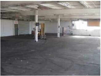 More Photos Of 3702 W Sample St, South Bend Warehouse For Lease