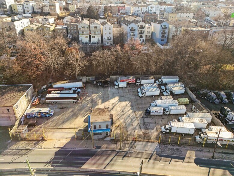 More Photos Of 598-614 Tonnelle Ave, Jersey City Land For Lease