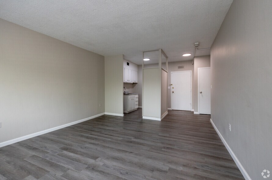 More Photos Of 728 Jennings Rd, Independence Apartments For Sale