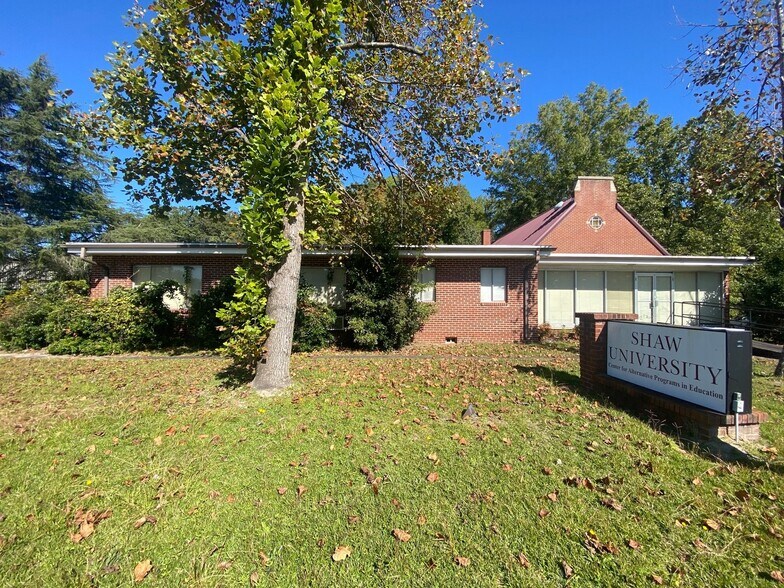 Primary Photo Of 2611 E 10th St, Greenville Storefront Retail Office For Sale
