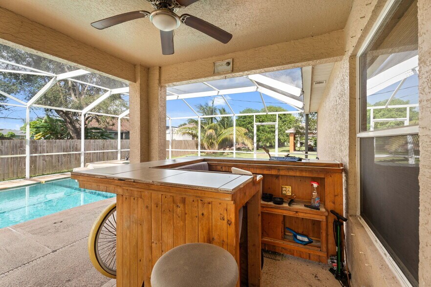 More Photos Of 1874 SW Gemini Ln, Port Saint Lucie Multifamily For Sale