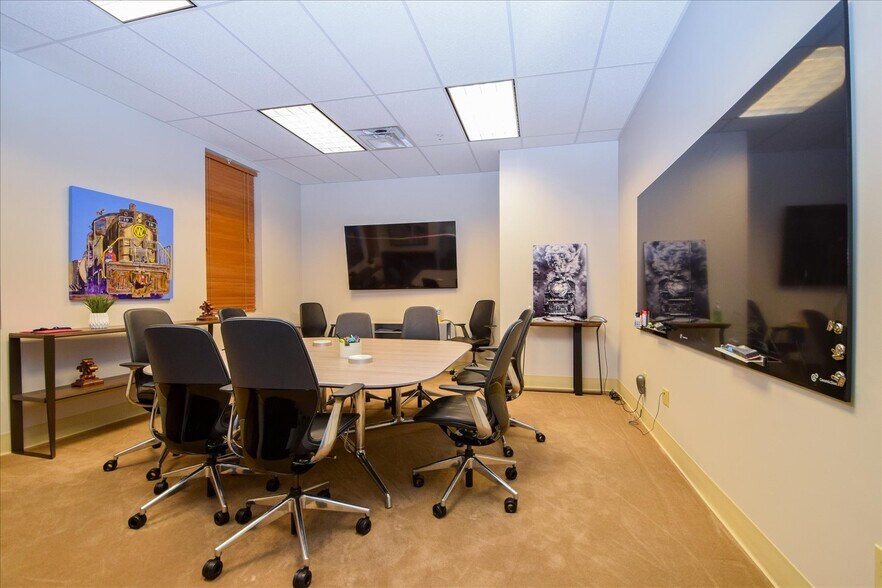 More Photos Of 102 Campbell Ave SW, Roanoke Office For Sale