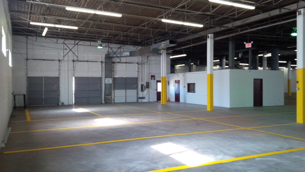Primary Photo Of 6031 Kansas Ave NW, Washington Warehouse For Lease