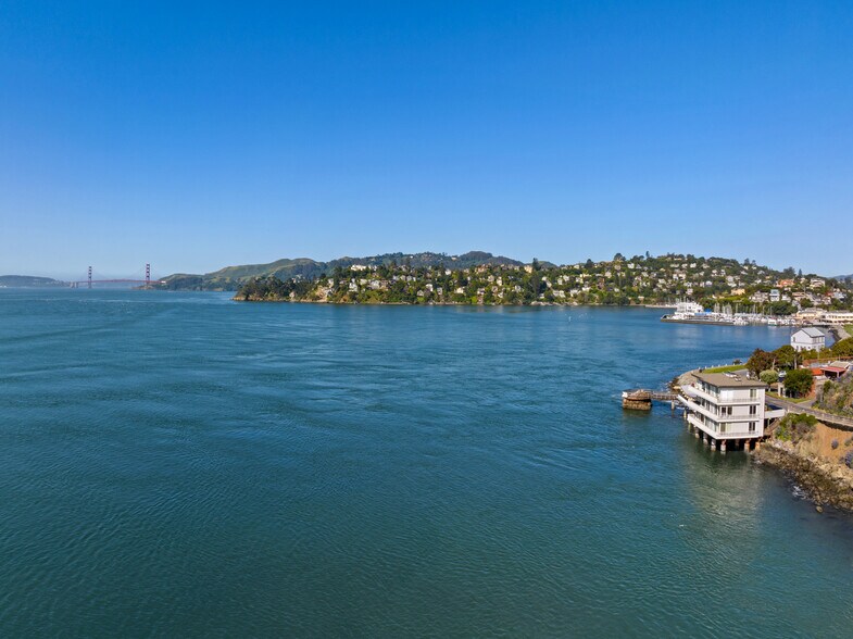 Primary Photo Of 2002 Paradise Dr, Tiburon Apartments For Sale