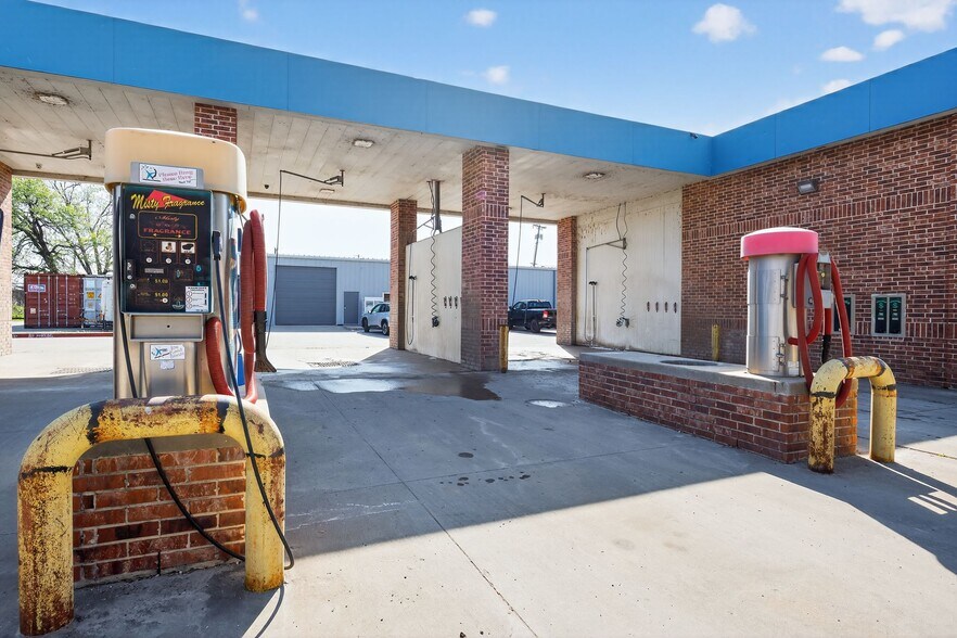 More Photos Of , Wylie Unknown For Sale