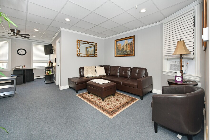 More Photos Of 133 Westwood Ave, Westwood Storefront Retail Office For Sale