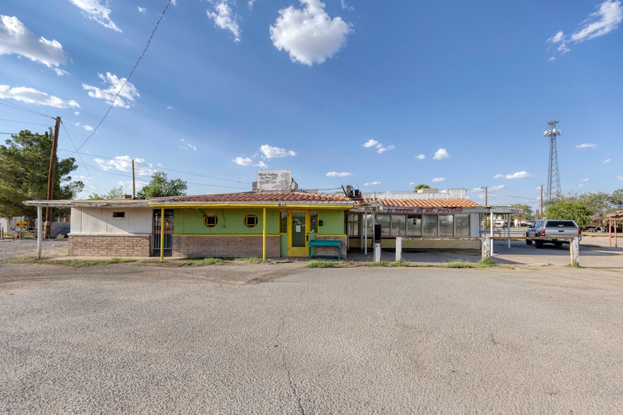 More Photos Of 611 W Main St, Fabens Apartments For Sale